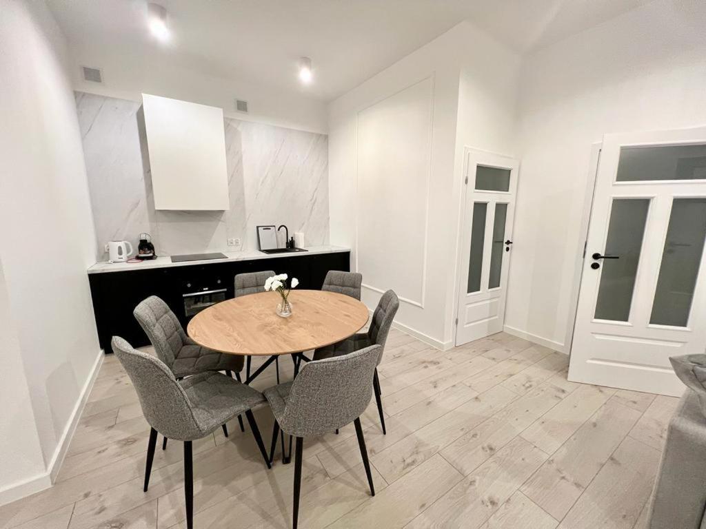 Warsaw Premium Apartments Old Town מראה חיצוני תמונה